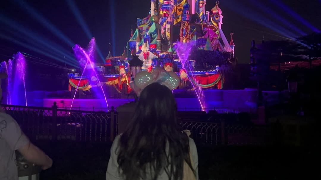 Photo by 김예림 🪽 yeri on January 14, 2026. May be an image of castle and text.