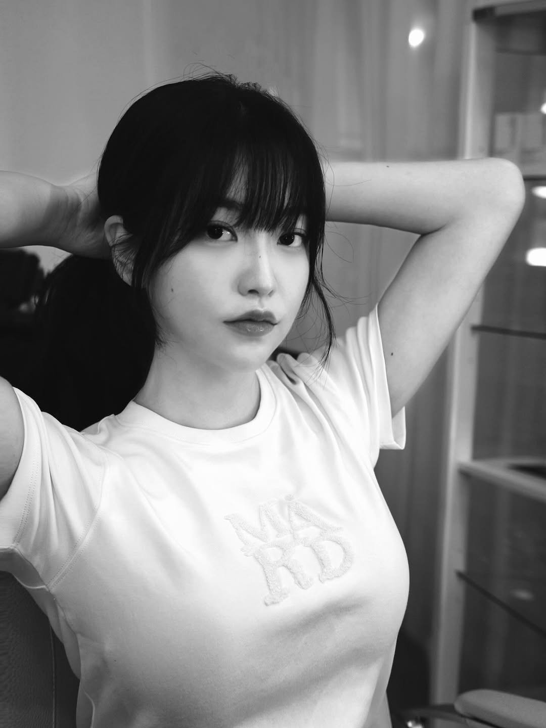Photo by 김예림 🪽 yeri on August 20, 2025. May be a black-and-white image of 1 person, hair, top and text.