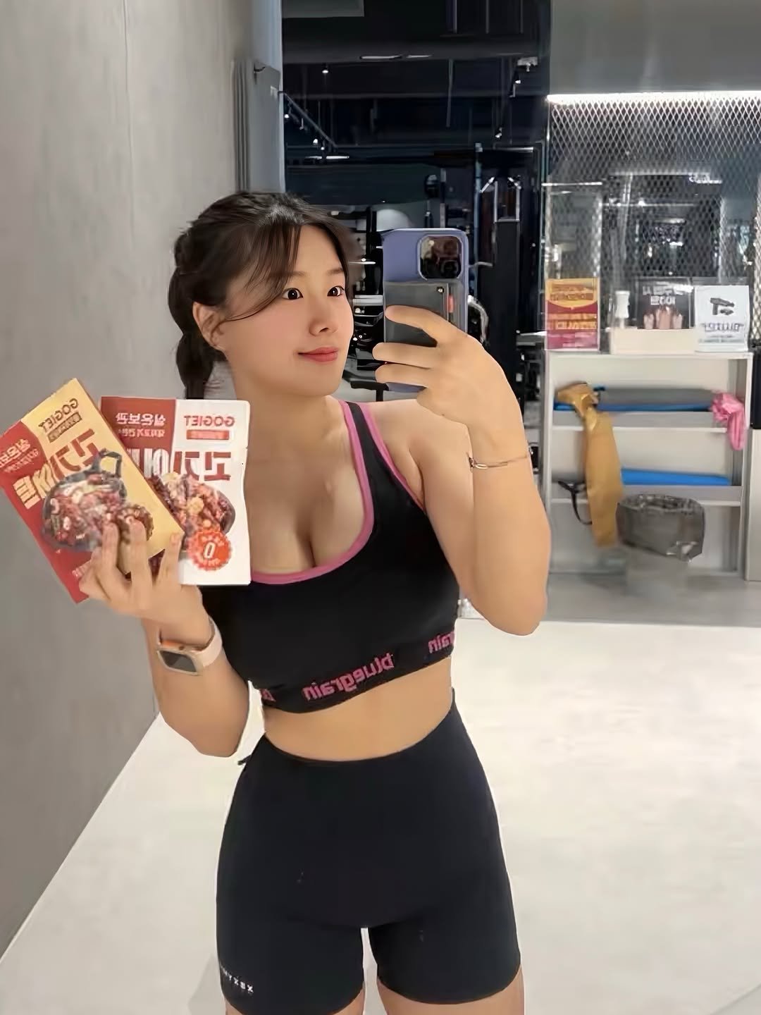 yes_granola_sh 게시물 이미지: 요즘 식단 관리한다고 이것저것 먹어봤는데
생각보다 괜찮은 거 발견 👀✨

다이어트할...