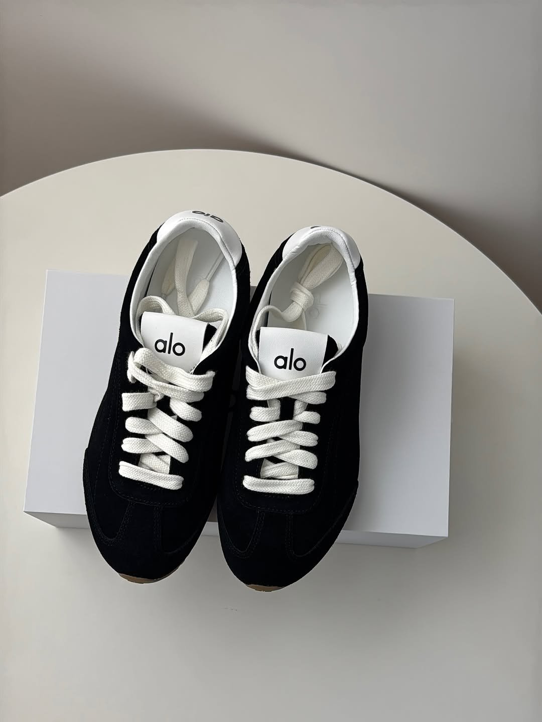 Photo by 장유선 on September 15, 2025. May be an image of espadrilles, toecap shoes, sneakers and text.