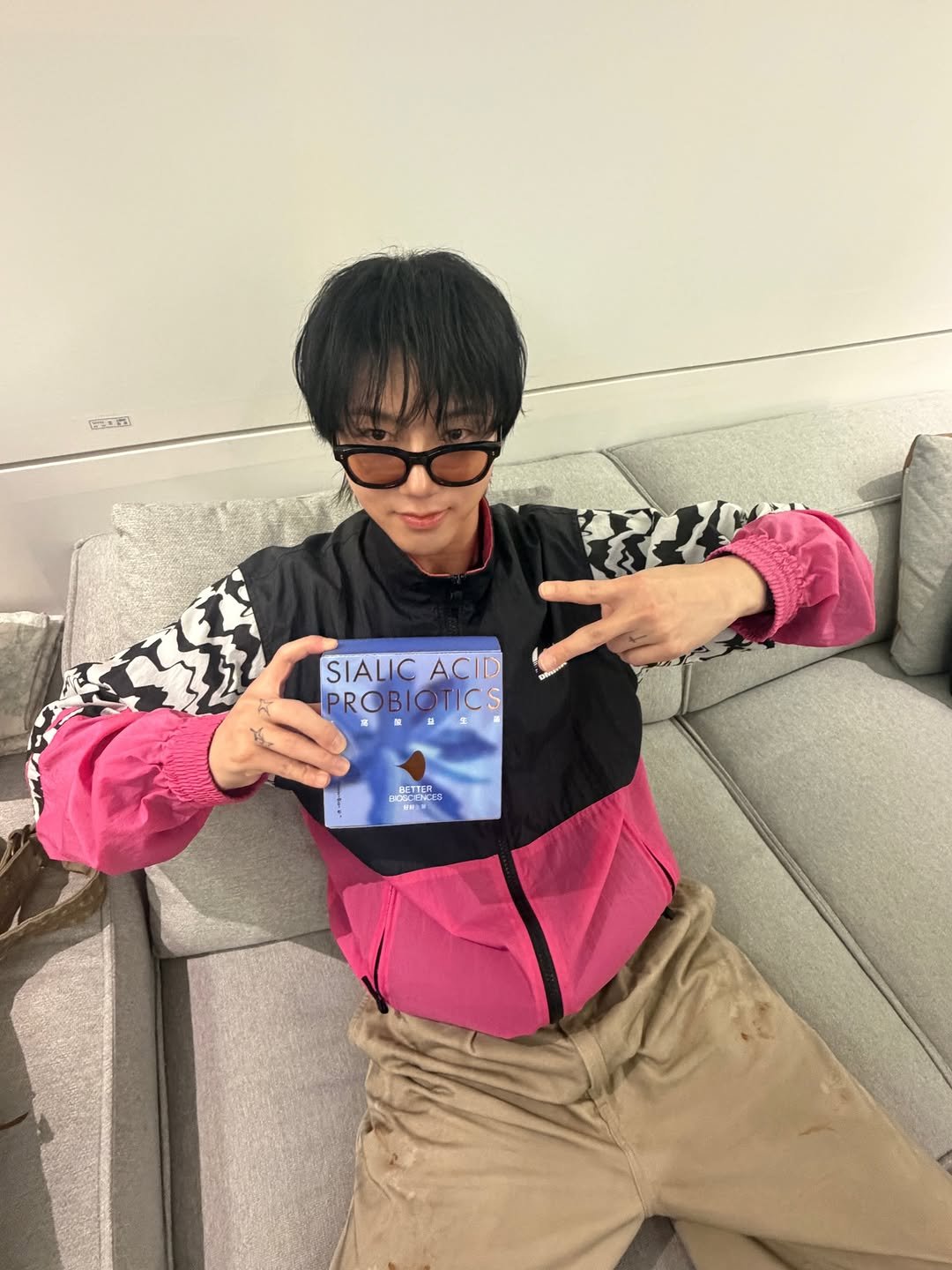 yesung1106 게시물 이미지: Beyond one glow, imagine the many. 
가장 아름다운 나,...