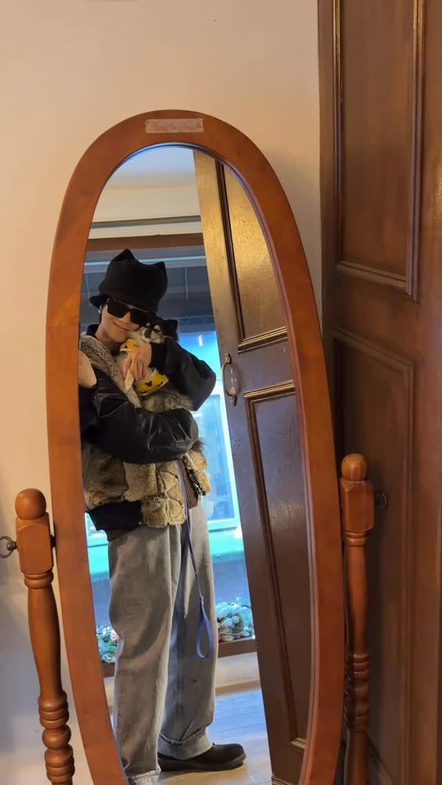 yesung1106 게시물 이미지: 우리 꼬밍이랑 #카페 ~~~ @yesung_smtown