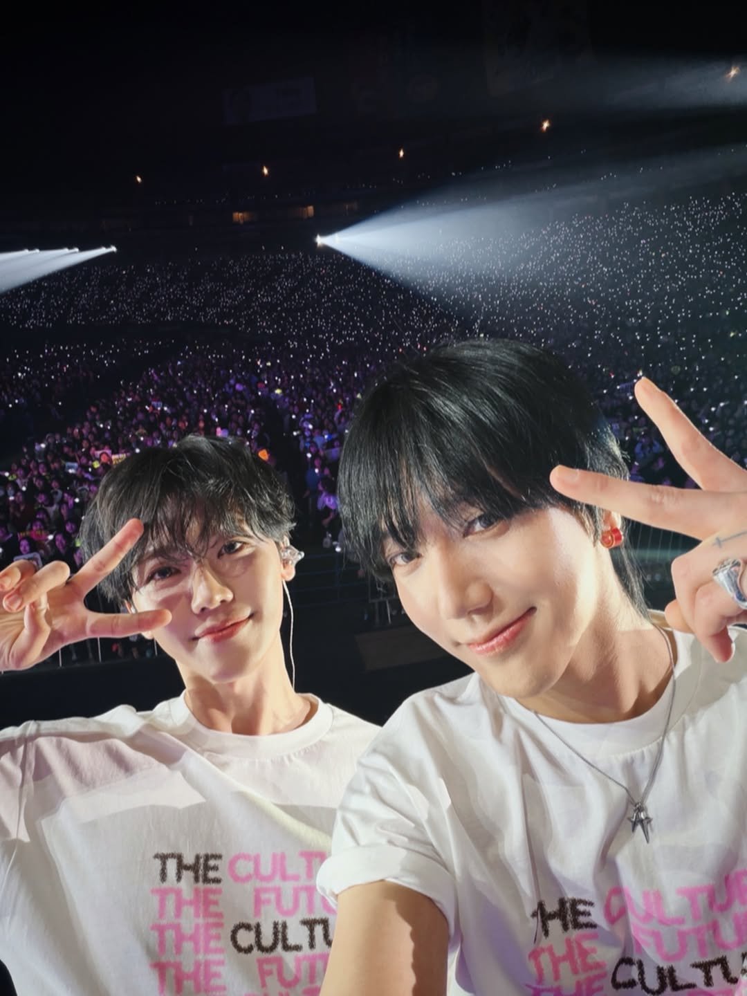 Photo by Yesung in 후쿠오카 with @nct_dream, and @yesung_smtown. May be an image of one or more people, bangs, concert and text that says 'THE THECULT CULT THEFUT THE FUT THECULTI THE THE FUTI HeAbT OULTU'.