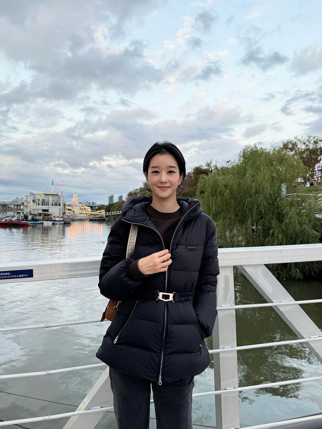 Photo shared by SEO YEA JI on November 02, 2025 tagging @duveticakorea. May be an image of parka and text.