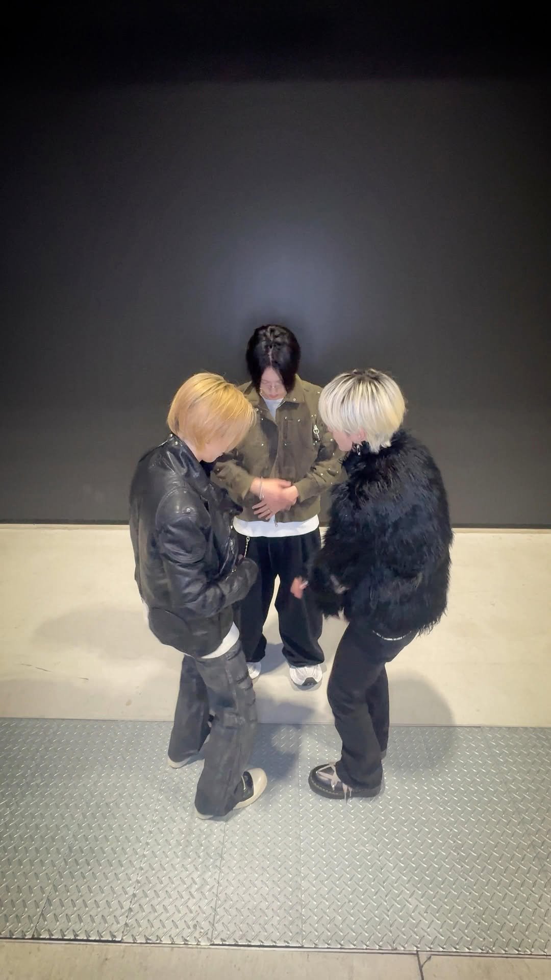 yg_treasure_official 게시물 이미지: 우~에이~에이~

#TREASURE #트레저 #JIHOON #DOYOUNG #HARUTO