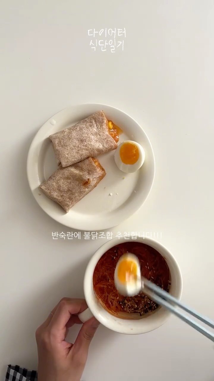 yi_handa 게시물 이미지: 오늘도 맛있게 식단을 해 ••💭

아침 베이글에 아보카도 계란 이 조합
은근...