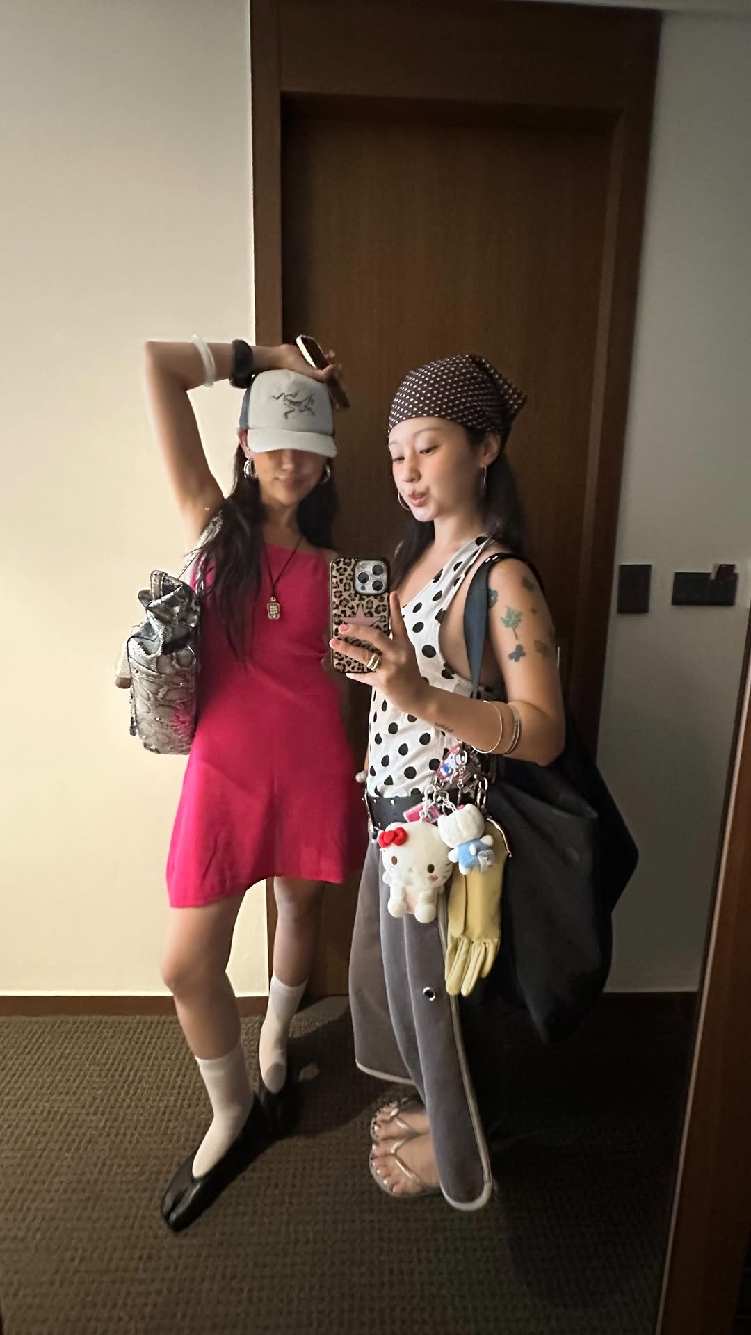 yihyejii 게시물 이미지: 할머니될 때까지 이러고 놀 듯 🩷