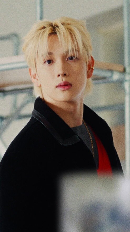 yim_siwang 게시물 이미지: Yim Siwan‘s 1st mini album ”The Reason“ is...