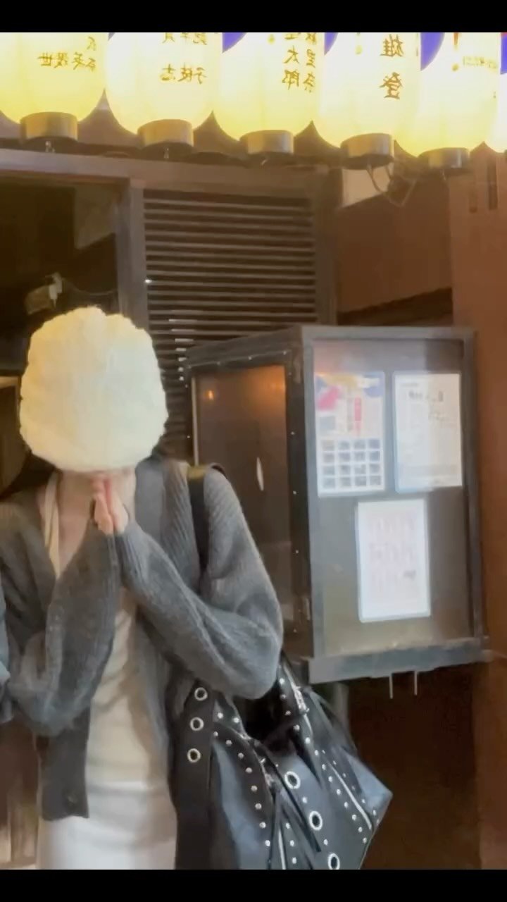 yiziiinn 게시물 이미지: 🧎‍♀️‍➡️🌞