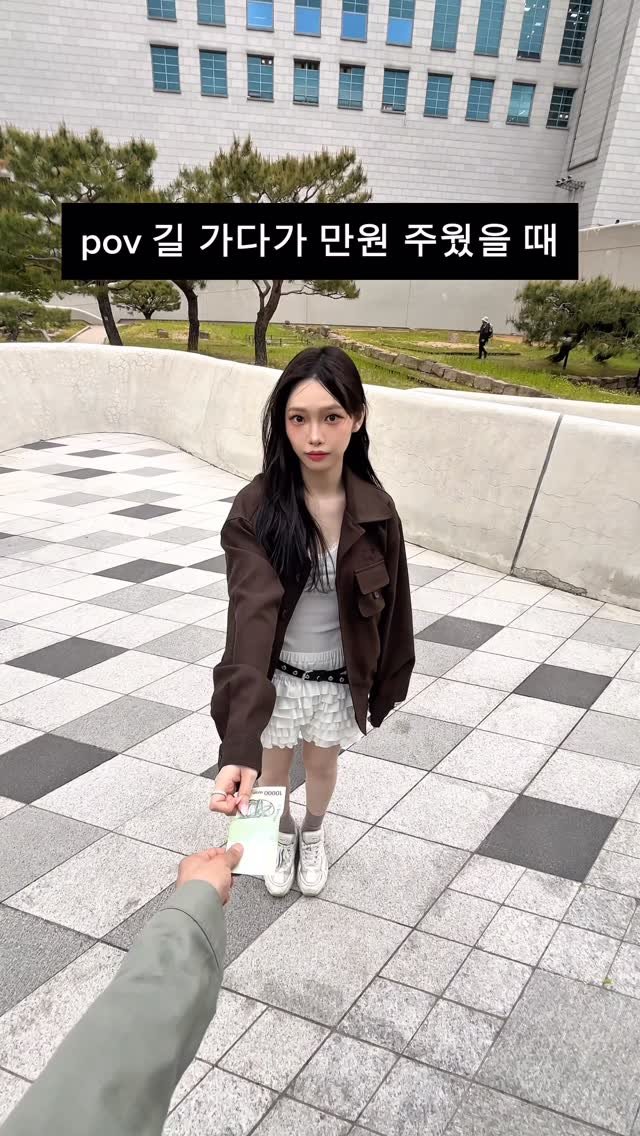yiziiinn 게시물 이미지: 사진은 못 참지

#릴스 #fyp #pov