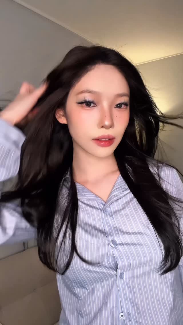 yiziiinn 게시물 이미지: #transition