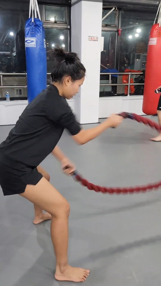 yj_toohon 게시물 이미지: 금요일 피지컬&서킷트레이닝데이
여성회원들이 더 좋아하는 날😆
살빼고 근육 만들려면...