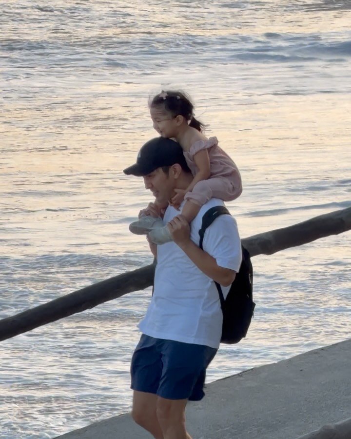 ykayjo 게시물 이미지: 마구찍어댄 정신없는 방학 여행..😒
오늘 근데 특별한 날인걸.. 밤에...