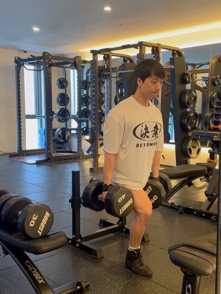 ykb_builder_gon 게시물 이미지: Leg day
불스스 너무 재밌다고 최면 걸기

#윤기봉헬스아카데미 
#레그데이