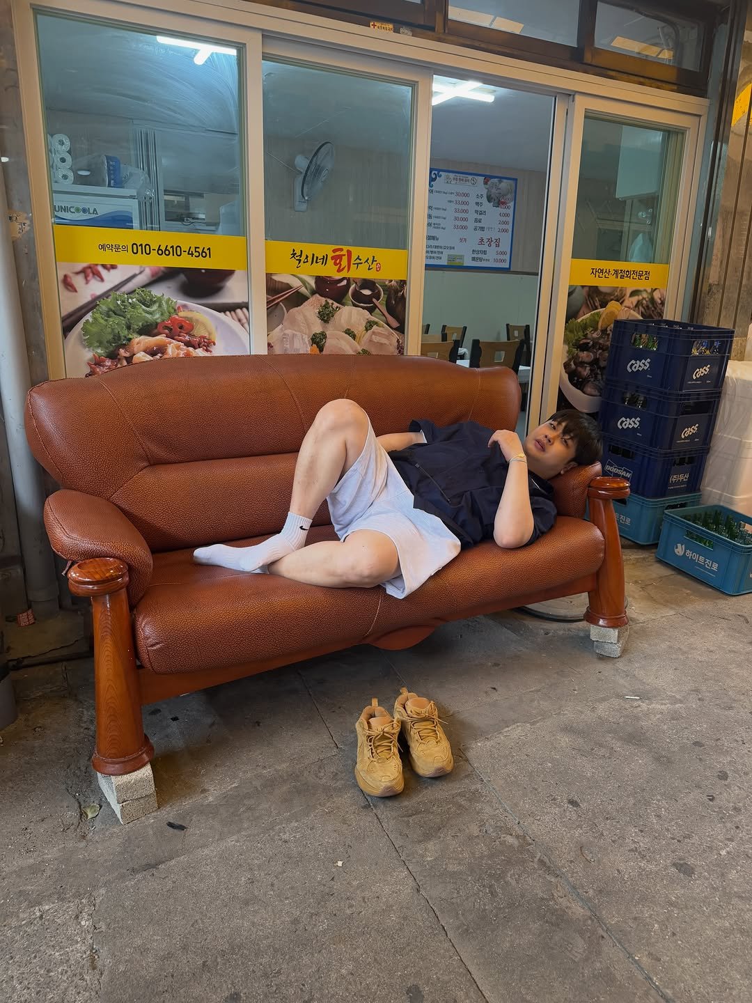 ynncook 게시물 이미지: 남노야 
뭐 돼? 열심히 해라. 
#나에게쓰는편지