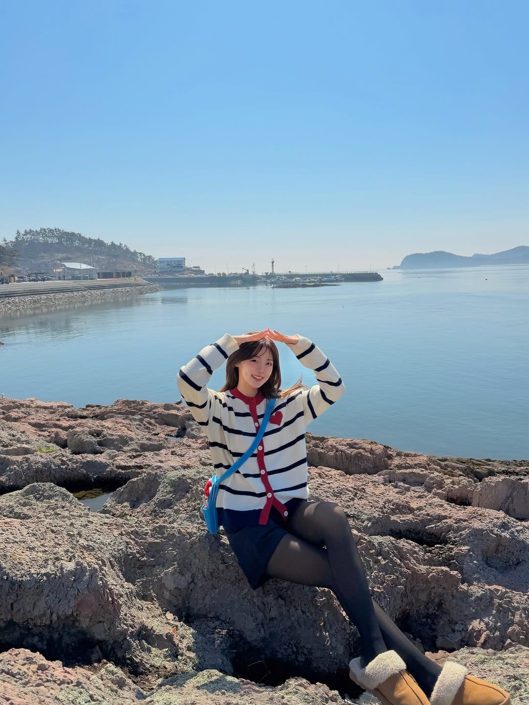 Photo by 채효령 on March 21, 2026. May be an image of ocean, coast and text.