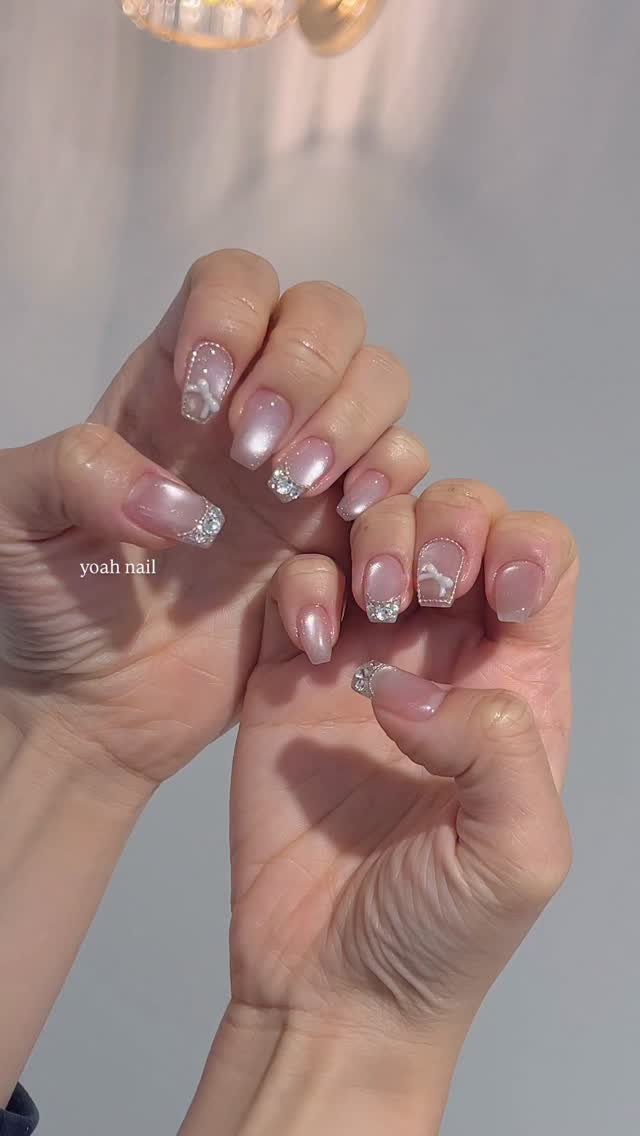 yoah_nail 게시물 이미지: 🔮
연핑크버전⸝⸝⸝♡ ˎˊ˗
내사랑 세영이도 설 맞이 뉴네일하고...