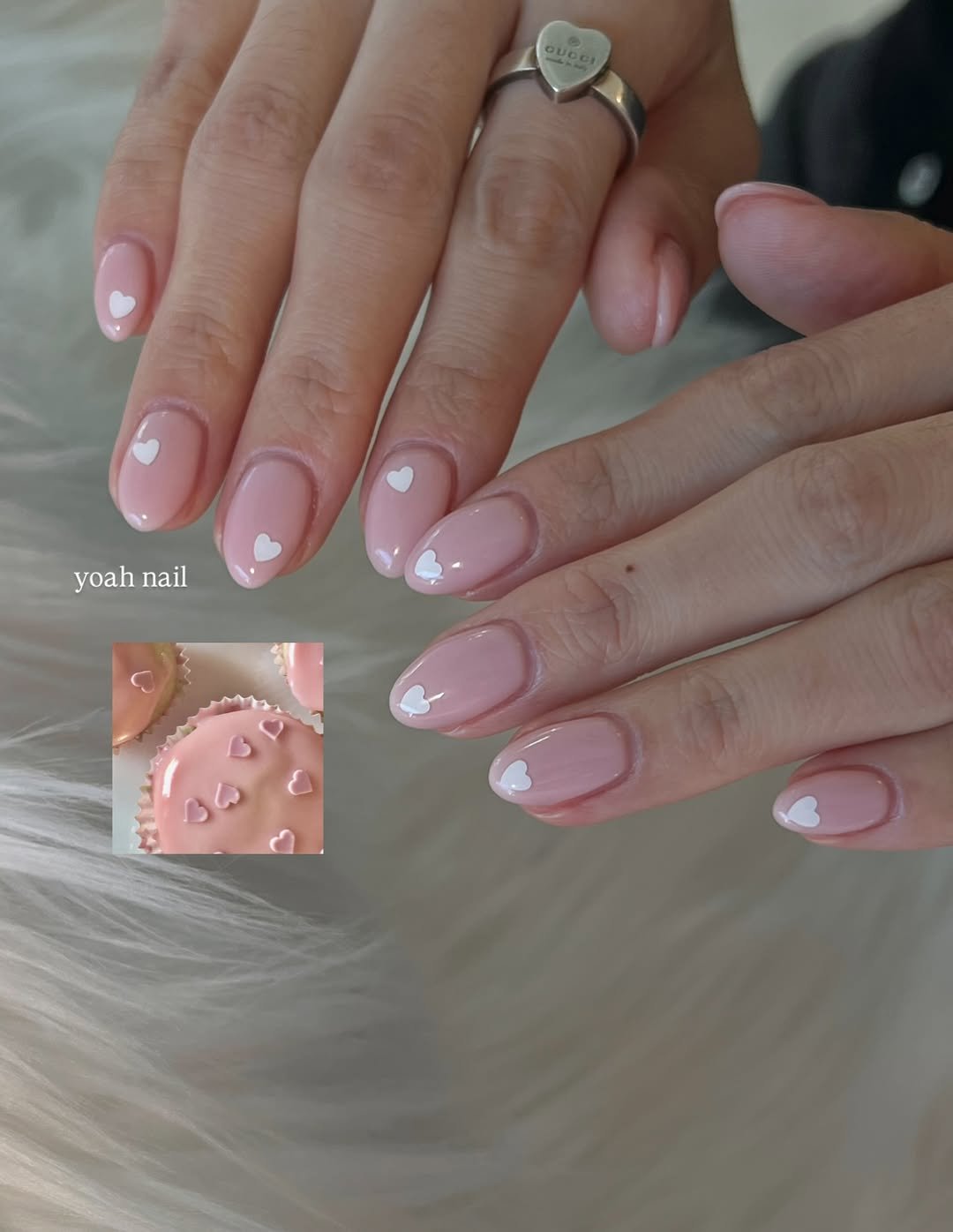 Photo by 청량리 요아네일 in 동대문구 전농동. May be an image of one or more people, fingernails and text that says 'OUCES yoah nail'.