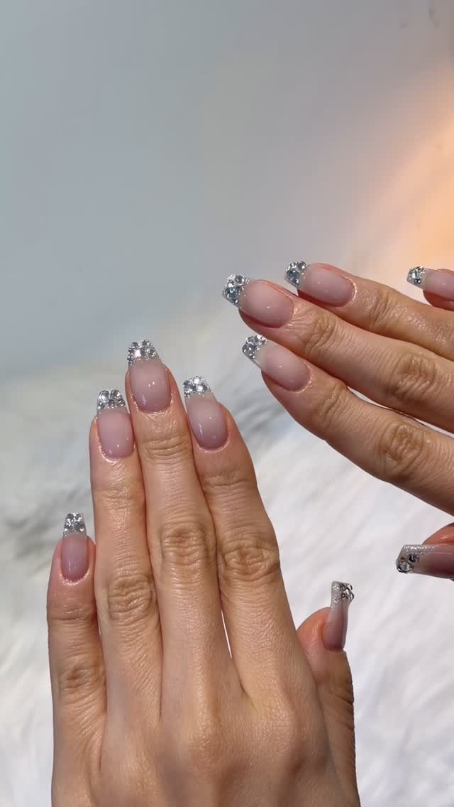 yoah_nail 게시물 이미지: ⋆˙⟡˚·　
이예쁜걸 이제야올리다니…  ૢ๑⃙⃘̅ ̻ ๑⃙⃘̅  ૢ!!!
저의...