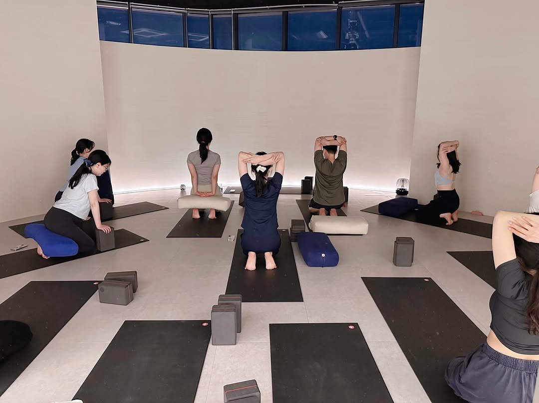 yoga.twohands 게시물 이미지: #광교요가
7월 🆕수업들 중 하나인 Yin to Yoga Nidra 수업을...