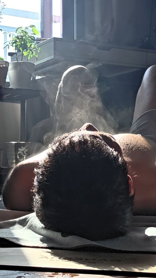 yoga_zimong 게시물 이미지: 겨울요가 특..
몸에서 차크라 뿜어져나옴
#lifewellived