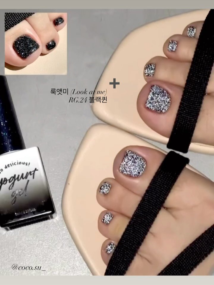 yogurtnail.co.kr 게시물 이미지: 극강의 반짝임은 #룩앳미글리터 ✨
빽빽한 글리터로 패디로도 인기만점👍
단품판매...