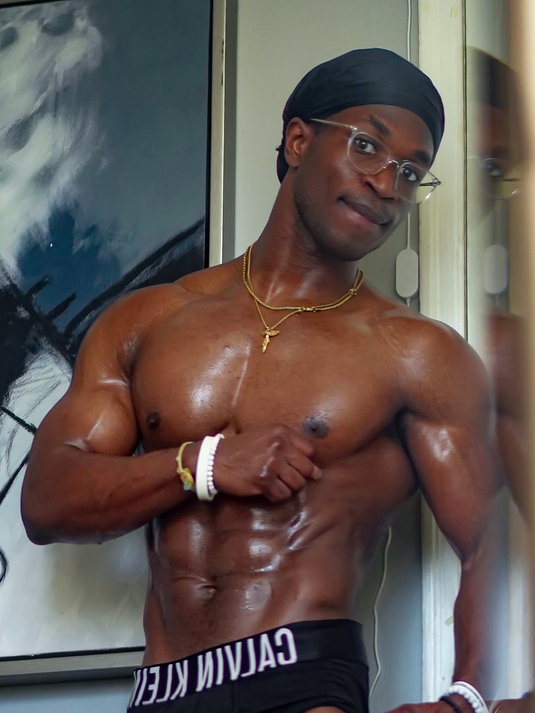 Photo by Jeremy koko | Online Fitness Coach on March 13, 2026. May be an image of one or more people, biceps, people bodybuilding and text.