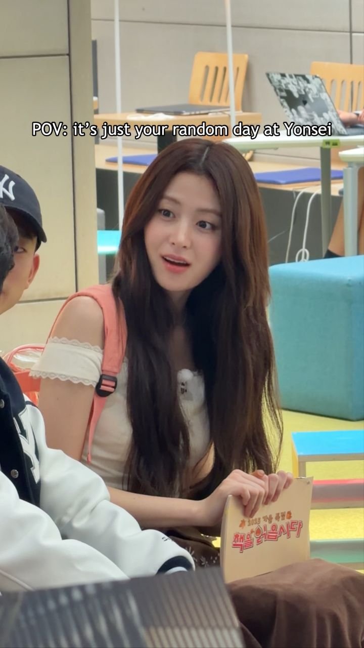 yonsei_global 게시물 이미지: 𝗪𝗵𝗼'𝘀 𝘆𝗼𝘂𝗿 𝗯𝗶𝗮𝘀? 𝗜'𝗺 𝘆𝗼𝘂𝗿 𝗯𝗶𝗮𝘀!
It's just a...