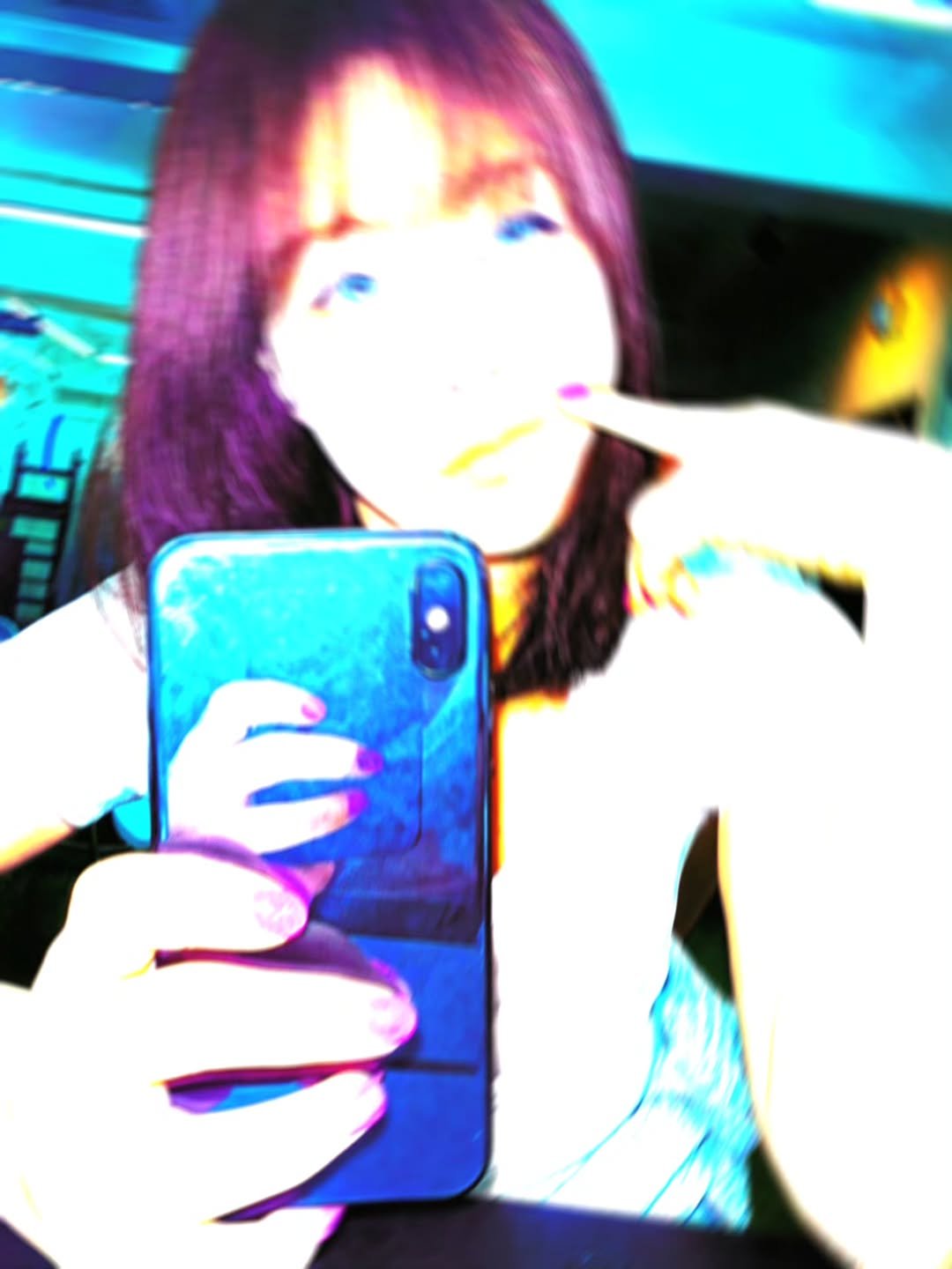 Photo by 율삐YOOLBBI on July 21, 2025. May be a selfie of one or more people, hair, phone and mirror.