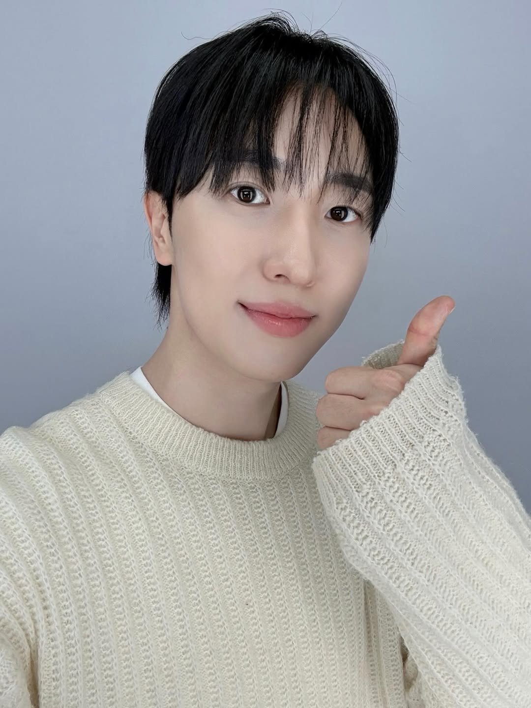 yoon.koon 게시물 이미지: 100만년만에 찍어본 셀카📸

#협찬 요즘 제가 하고 있는 시술 하나 추천 해...