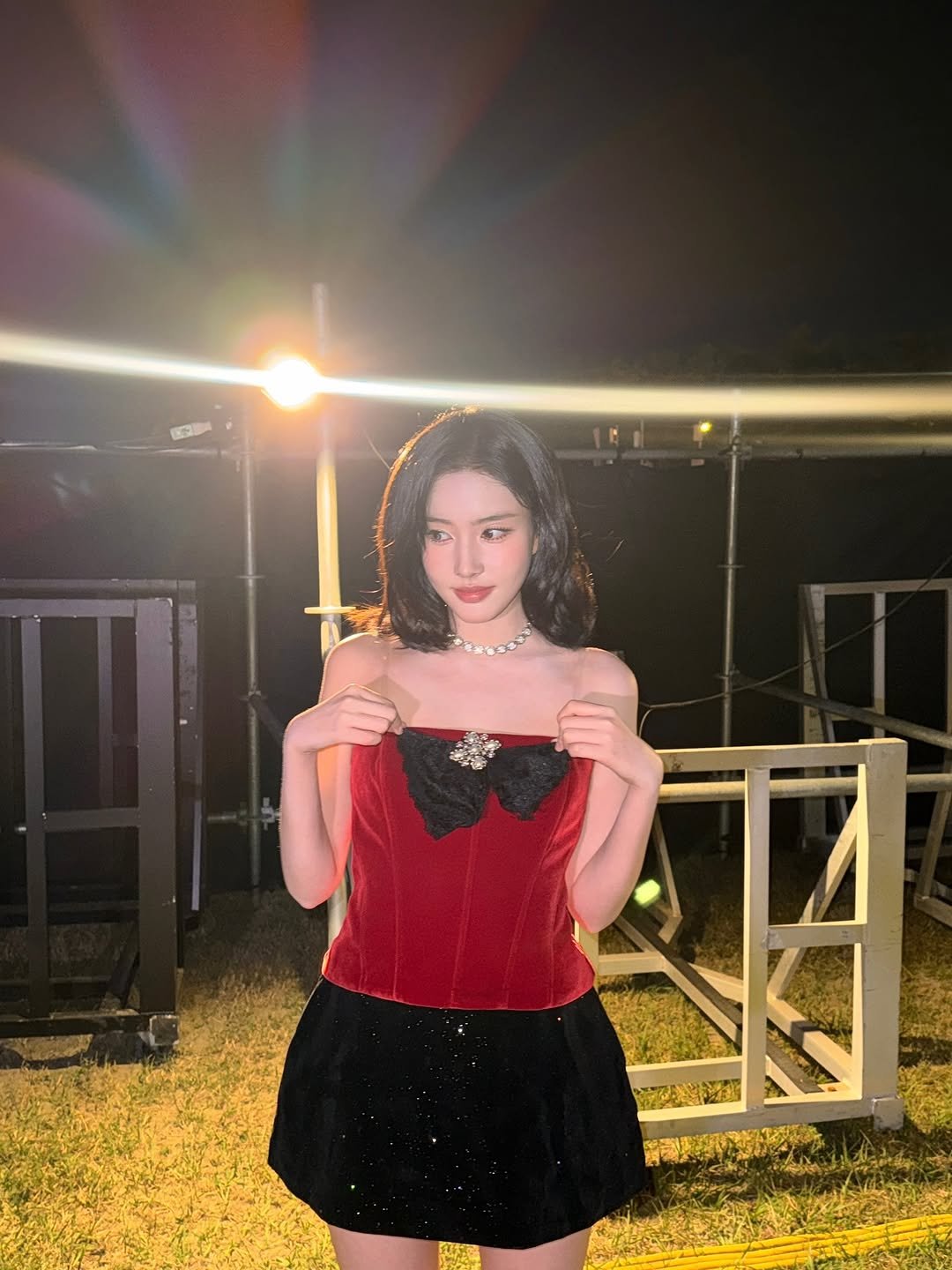 Photo by 심자윤 on January 01, 2026. May be an image of dress, top, miniskirt and costume.