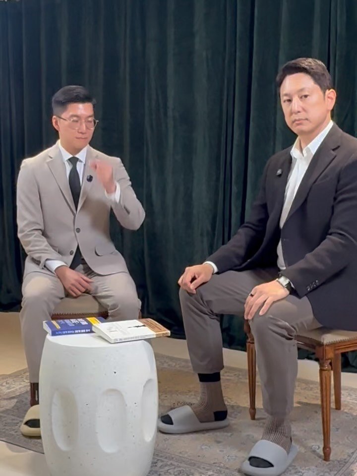yoon_pt 게시물 이미지: 대한민국 최고의 인터뷰어, 한석준 아나운서님과 신간 관련 유튜브 촬영을...
