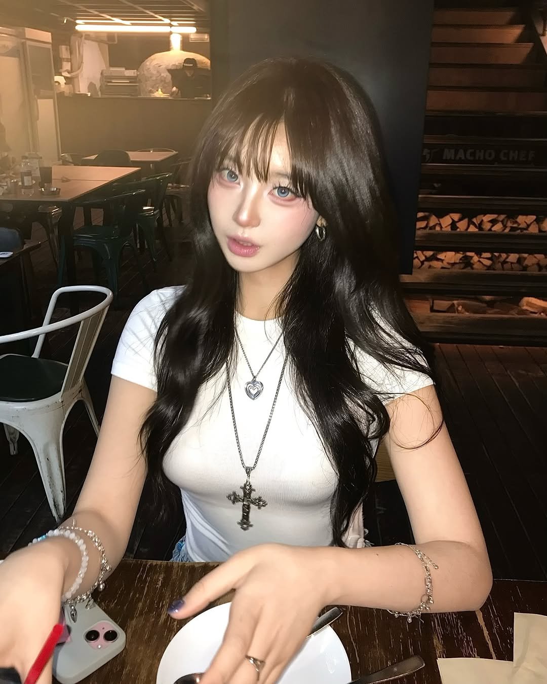 yoonddos 게시물 이미지: 제 머리 어때요 ?
외모정병이 올 땐 머리를 바꾸어보자.
💇🏻‍♀️...