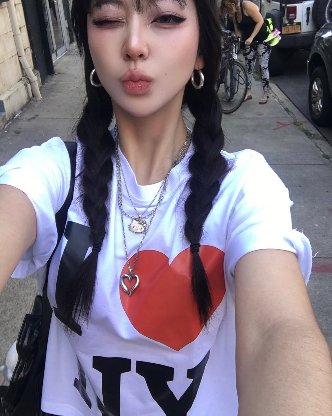 Photo by 최윤또 on September 21, 2025. May be a selfie of 1 person, braids, top and text that says 'TV'.