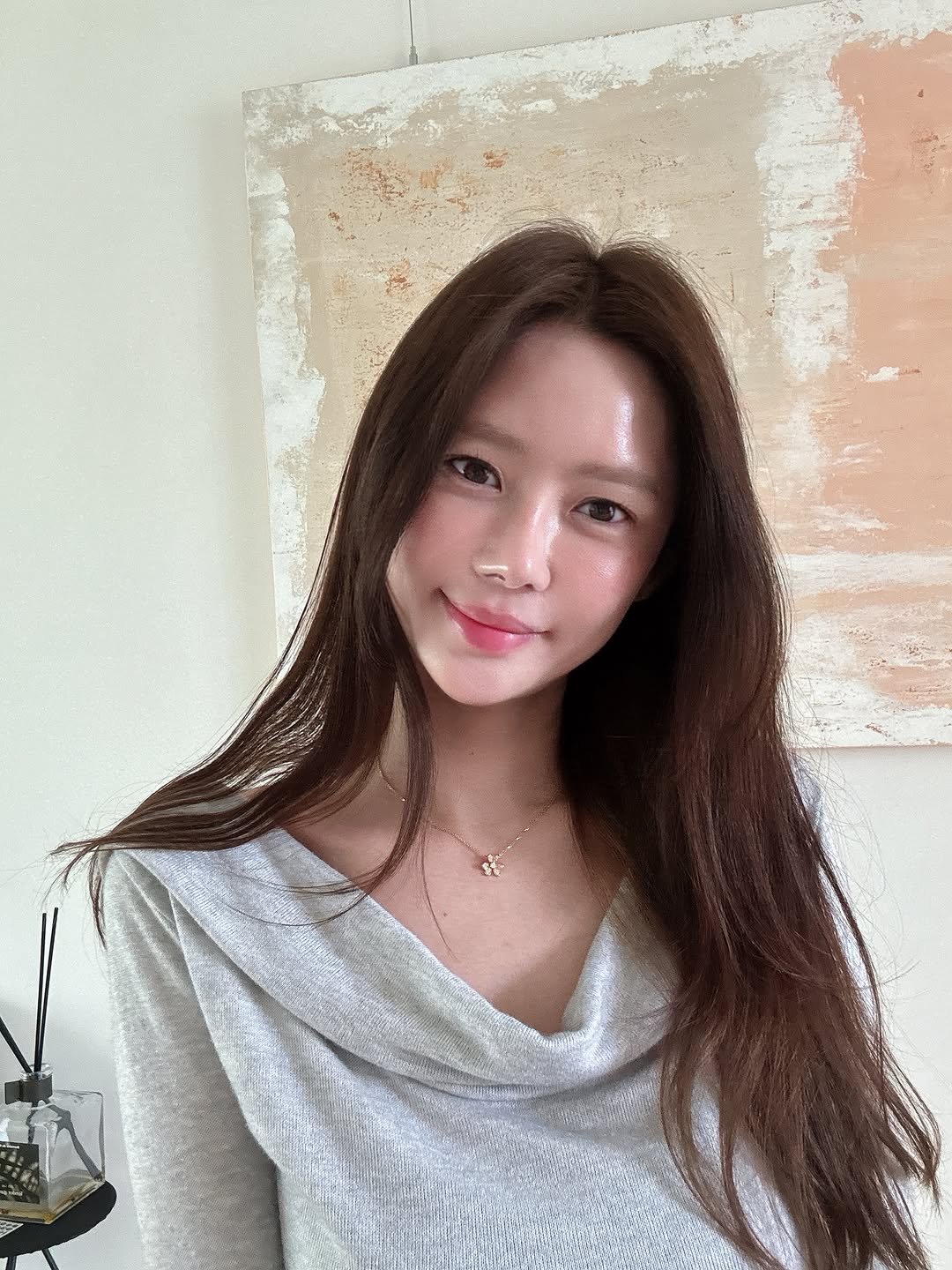 yoong_kiim 게시물 이미지: 오늘 핫딜 마지막 날💟

저는 4가지 컬러를 다 잘 쓰고 있는데요:)
저처럼 화장을...