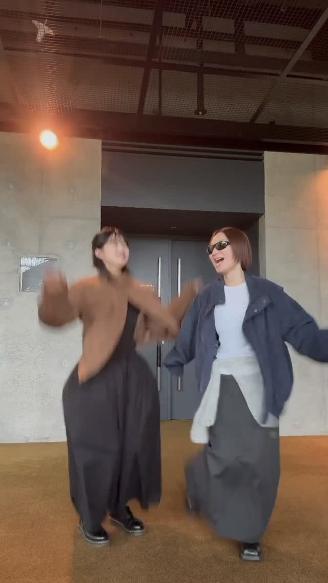 yoonmida 게시물 이미지: 우리팀원들 나 만삭이라고 걷기도 힘들어 하니까 대신 릴스도 찍어주고 .. 진짜...