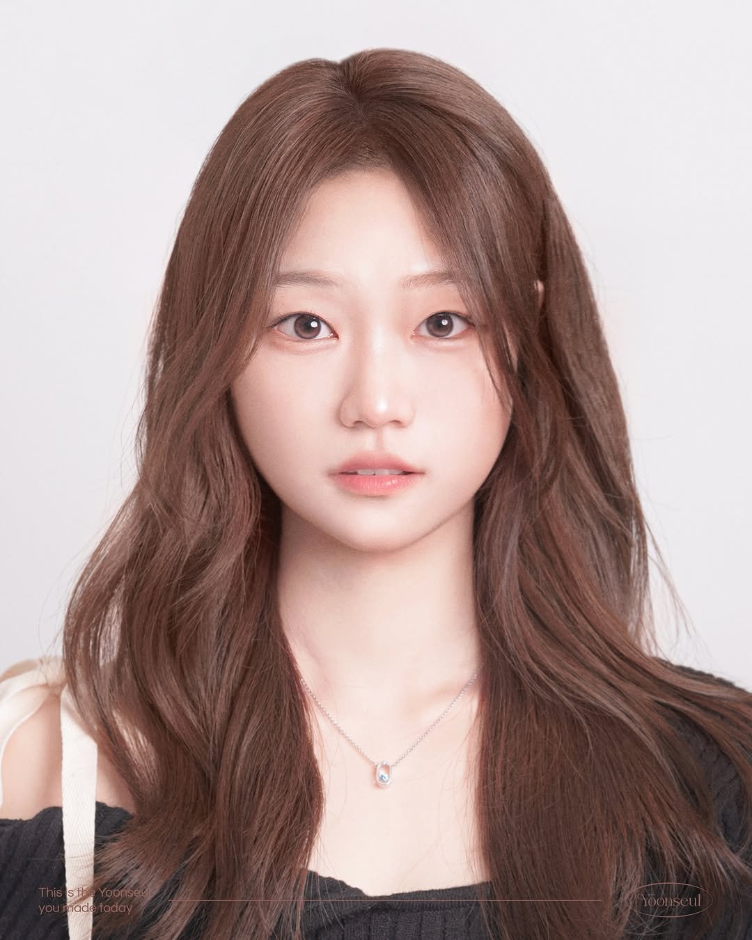 yoonseul_studio_o 게시물 이미지: 민증, 학생증, 자격증, 사원증 다 쓸 수 있는
만능 증명사진이에요🍰