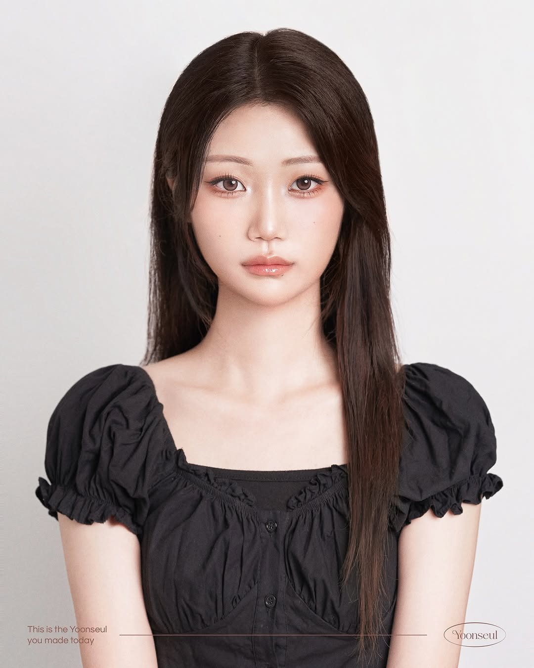 Photo by 윤슬사진관 | 홍대사진관 • 연남동증명사진 • 서울프로필 • 여권사진 • 커플사진 on October 02, 2025. May be an image of 1 person, hair and text.