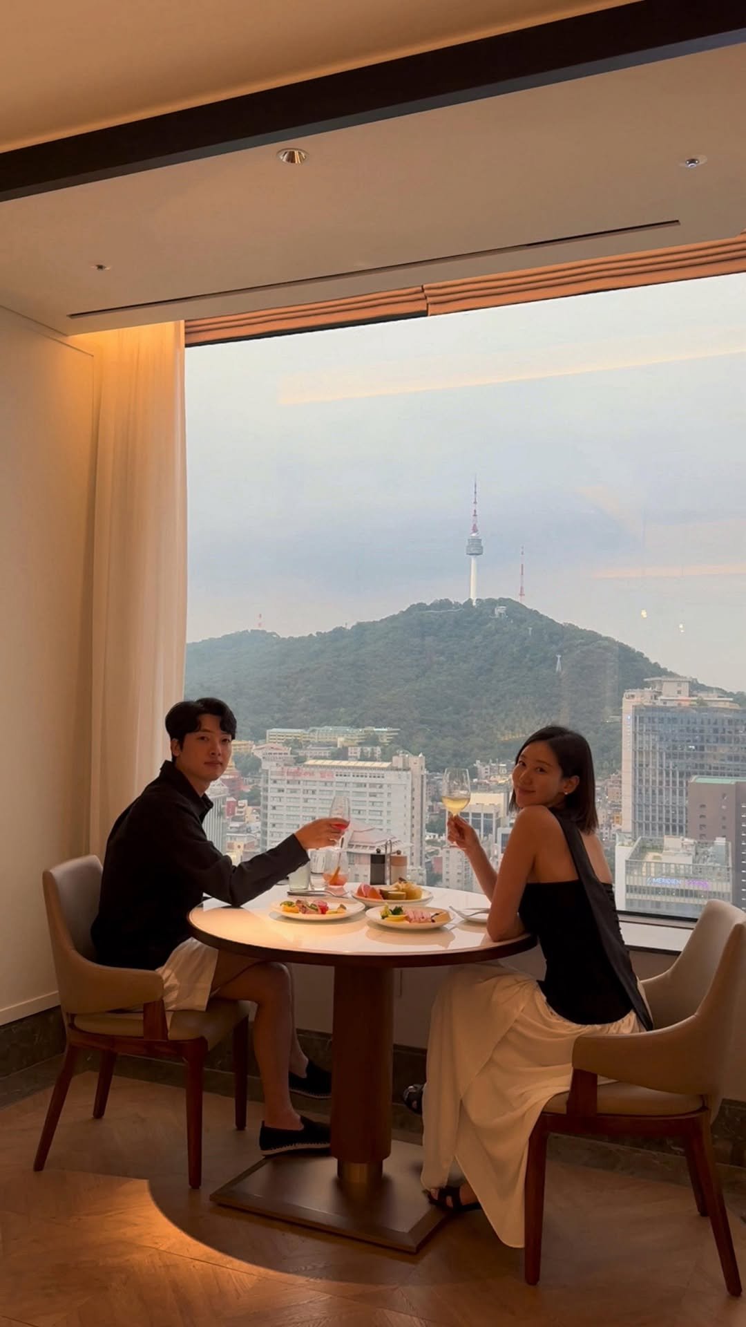 yoonsseya 게시물 이미지: [FANSUMER CREW - La cime]
#LOTTEHOTELSEOUL...