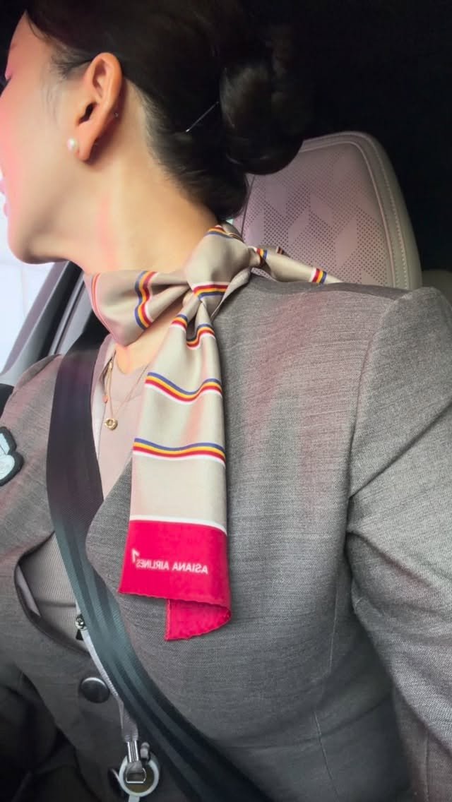 yoonthechoi 게시물 이미지: 나의 출근길과 퇴근길 🛫🛬 ☁️🩵