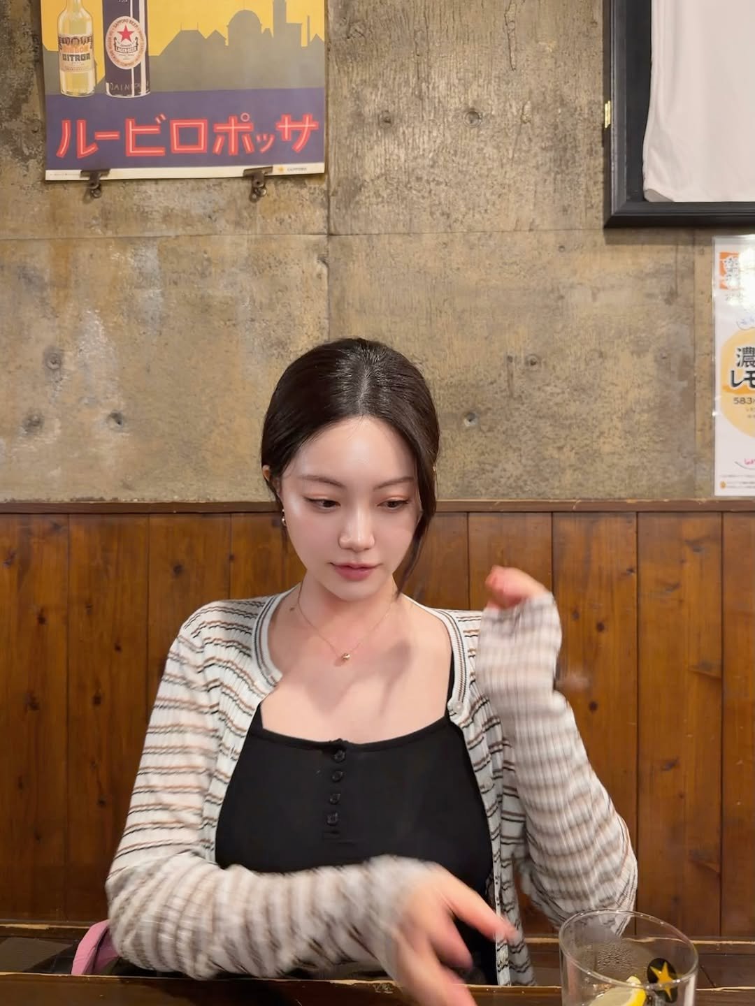 yoooo_nie 게시물 이미지: .⋆｡🍜🍦🥖🥐🍰︎︎︎🍻 ࿔˚⋅
먹고싶은거 줄안서고 다 머거따 ˃⤙˂
남편이랑 둘이...