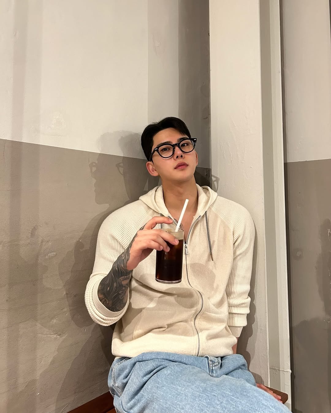 Photo shared by 박재열 on September 30, 2024 tagging @zast_motto.