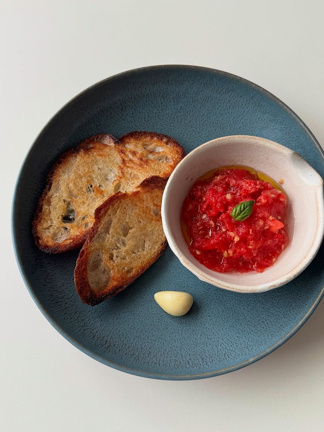 Photo shared by 요리하루Yoriharu on August 03, 2025 tagging @yoriharu.cook. May be an image of roe, baguette, tomato, sauce, caviar and text.