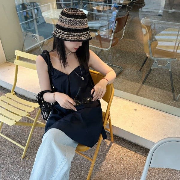 Photo by 프로다이어터 뇨커 on August 14, 2025. May be an image of 1 person, hat, beret and text.