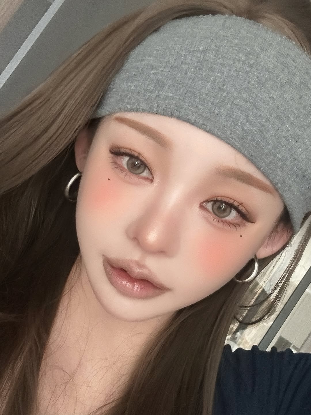 Photo by 유앤아인 on October 29, 2025. May be a selfie of one or more people, hair, makeup and text.