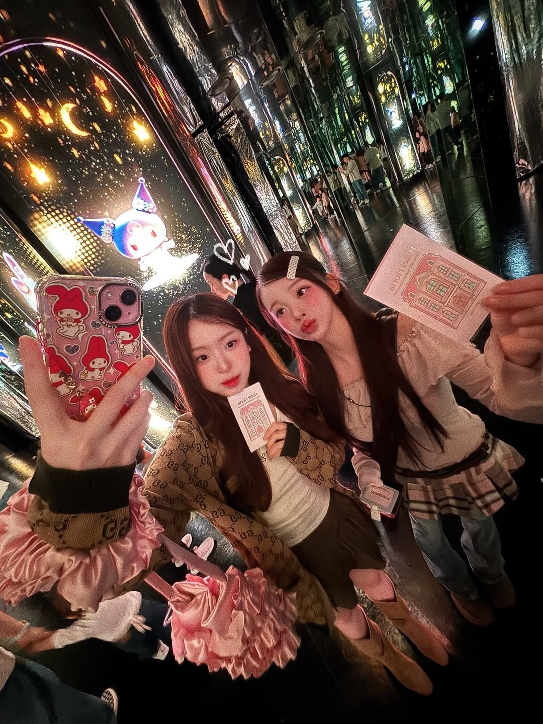 Photo by 유앤아인 on October 10, 2025. May be a selfie of one or more people and text.