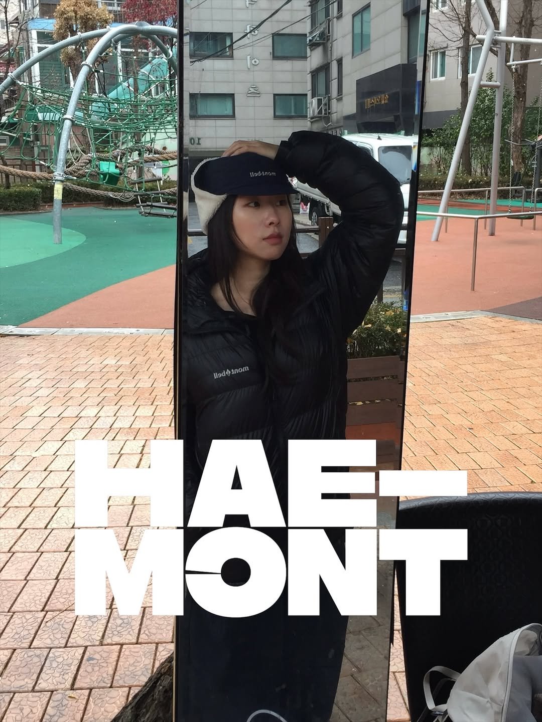 Photo shared by 유빈 on December 15, 2025 tagging @montbell_kr. May be an image of duffle coat, hat, goosedown coat, parka, jacket, fleece, outdoors and text that says 'YO Vodpanom MONT 1A5- AE'.