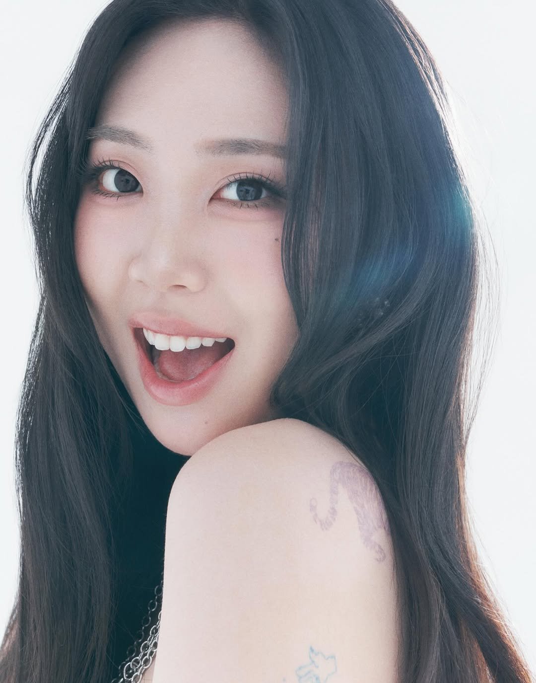 youngji_02 게시물 이미지: 이거 지금 올리려고 한 건 아닌데 일단 메리 크리스마스