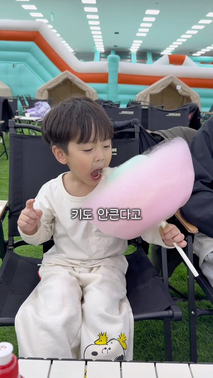 youngwonderful_ 게시물 이미지: 소아비만을 유발하고 성장판을 닫아버리는 설탕.
이부분은 아이에게 앞으로도 계속...