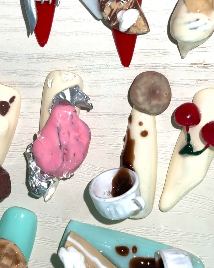 youseunghwi 게시물 이미지: 🧋🍓🥪🍕🍗for @katseyeworld ❤️‍🔥